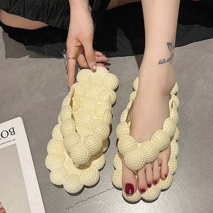 Women's bubble slippers in herringbone design, available in beige, rose red, black, and green