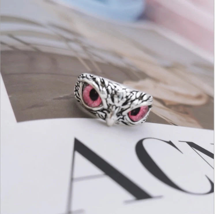 Vintage demon eye owl ring in sterling silver with adjustable opening