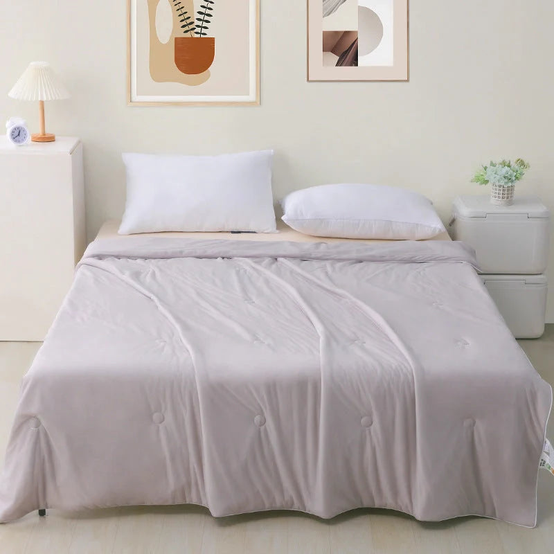 Machine washable ice silk thin quilt in various colours and sizes for cool summer nights
