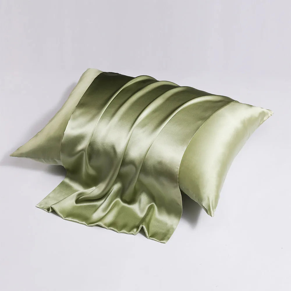 Zipper silk double-sided pillowcase in light champagne colour showing concealed zipper and mulberry silk texture