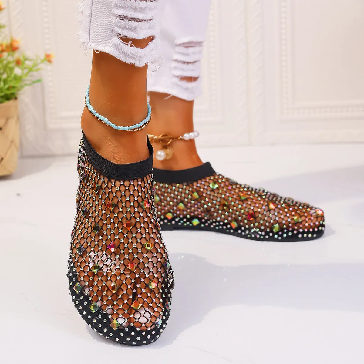Women's mesh flat sandals with colourful rhinestone decoration and round toe design