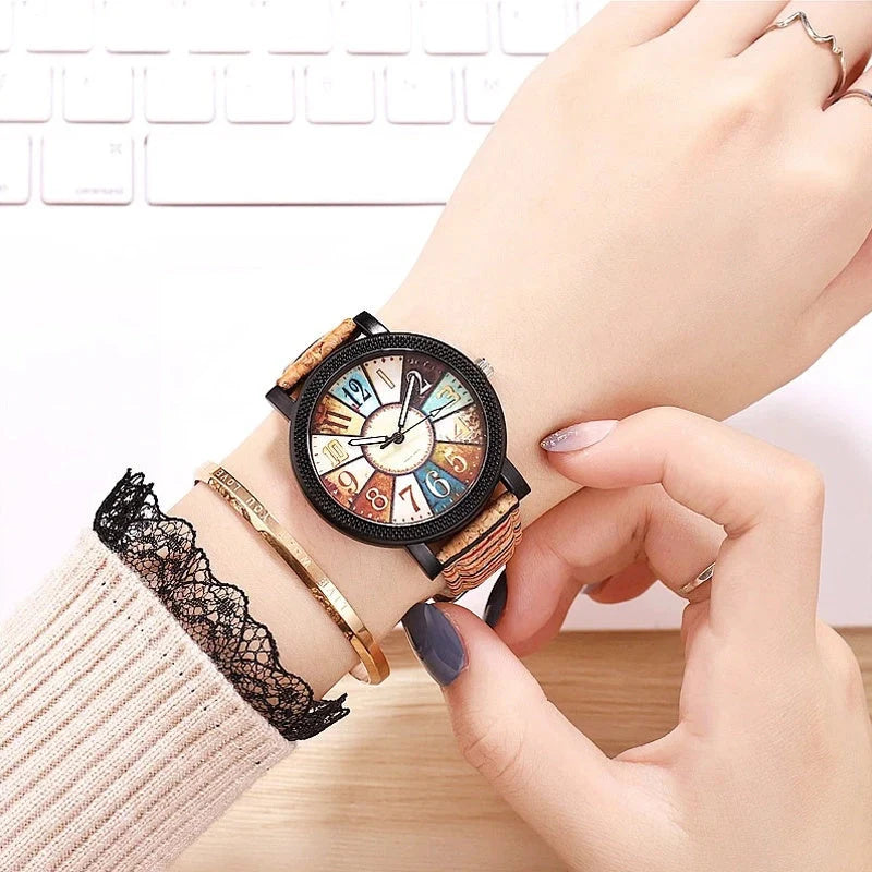 Casual vintage leather women's quartz wrist watch with round dial and stainless steel buckle