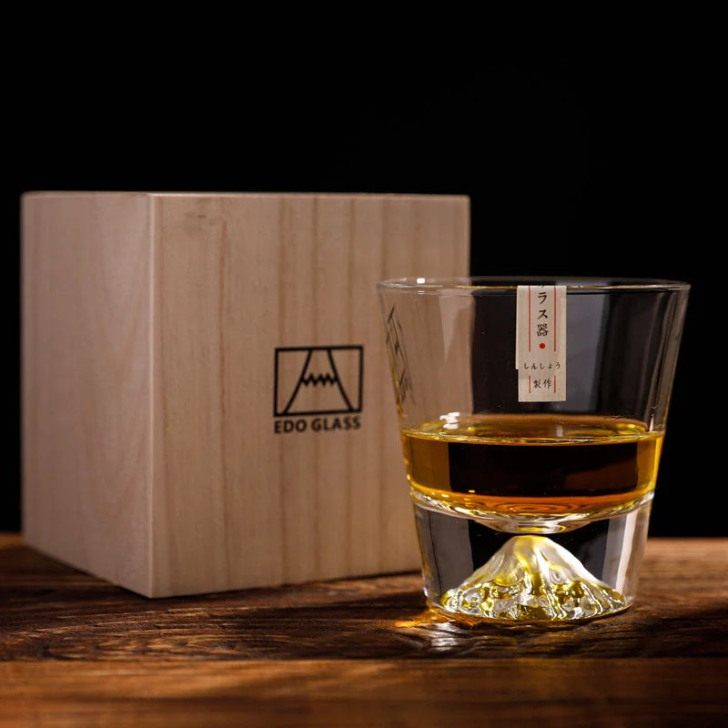 Japanese Mount Whiskey Glass in crystal glass with Mount Fuji design