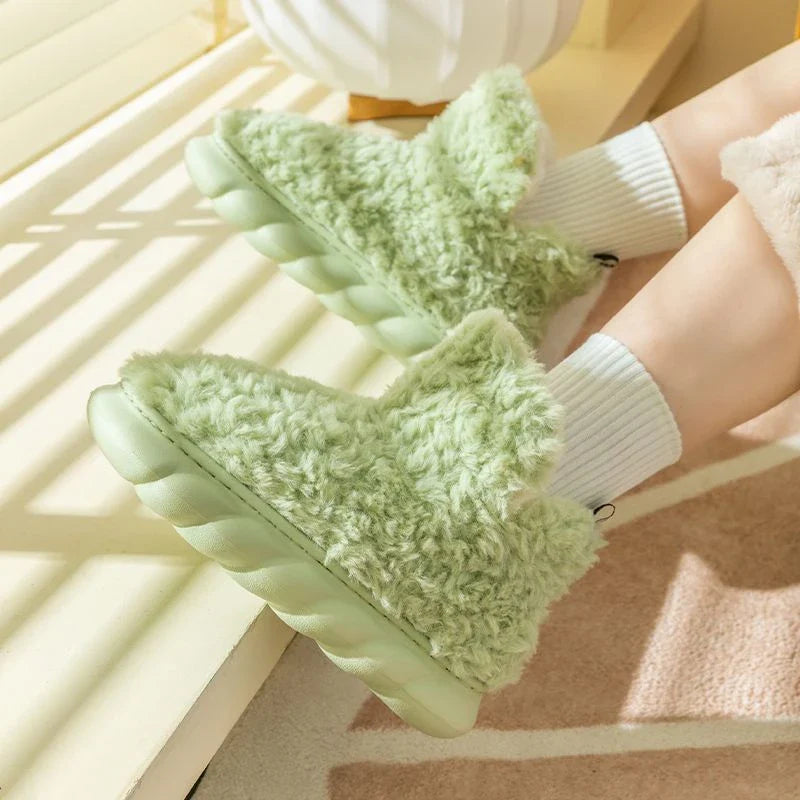 Cozy high-heel plush slippers in various colors for indoor and outdoor wear