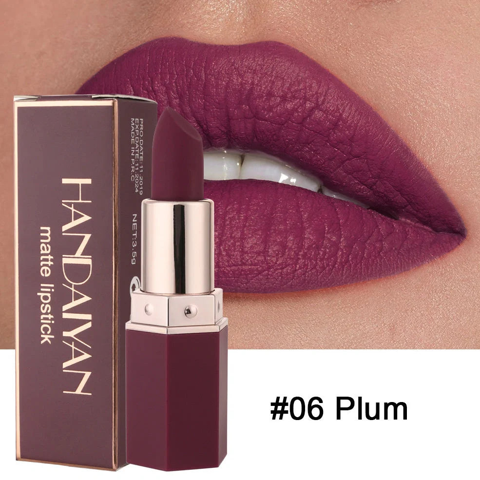 Six colour matte non-stick lipstick with 3.5g formula containing multivitamins and mineral oil