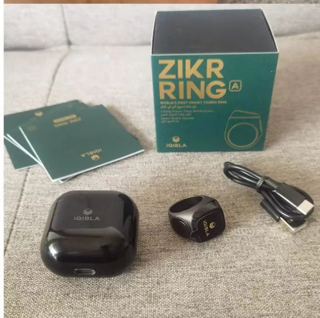 Zikr1 Lite metal smart ring for Islamic prayer with OLED display, shown in silver colour.