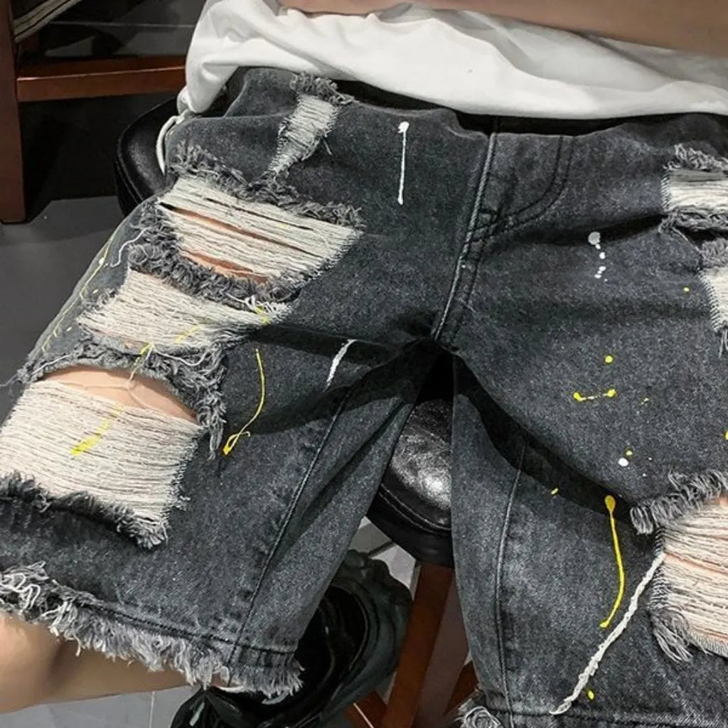 Men's loose fit water washed hole denim shorts in black or light blue, street style summer shorts