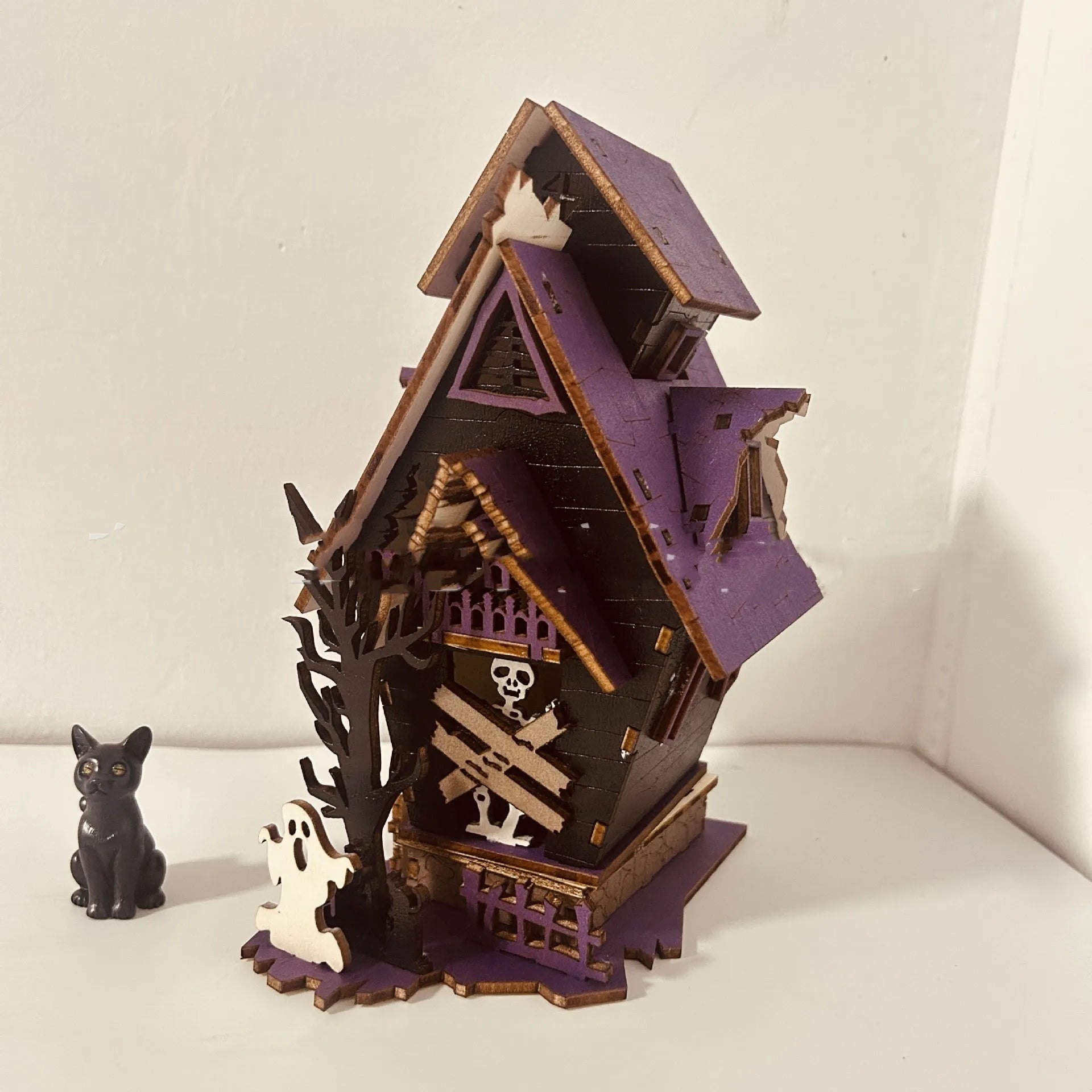 DIY wooden haunted house Halloween table decoration with candlestick function
