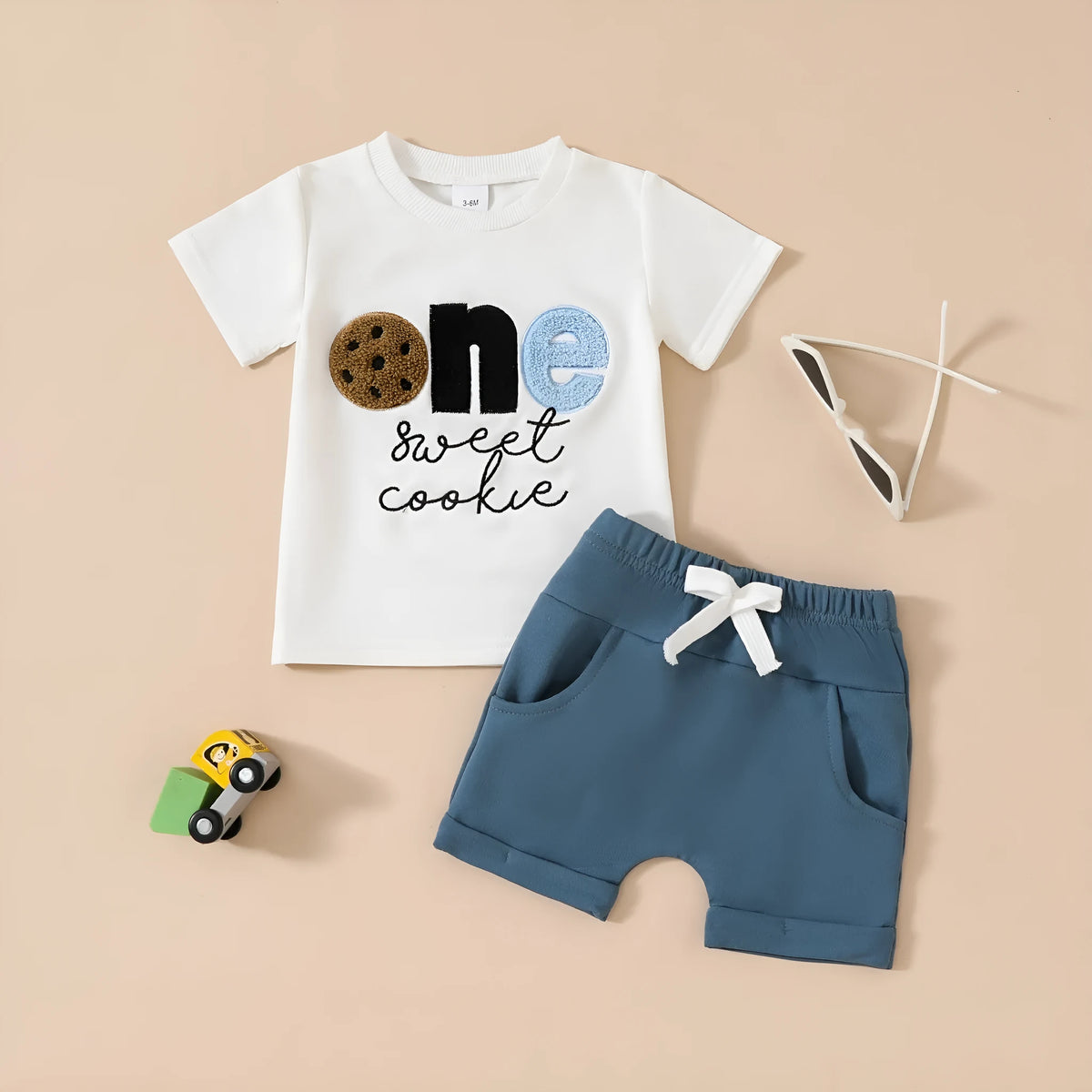 Baby boys' white and blue embroidered pullover short-sleeved cotton knit shirt and pants set