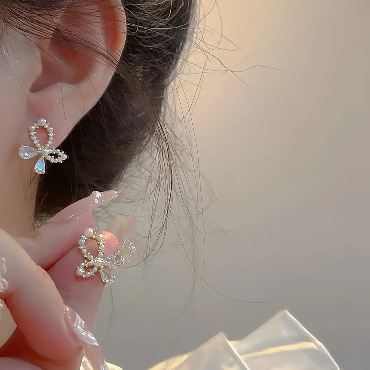 Super Zircon high-grade earrings in silver, butterfly and geometry design, copper with electroplating, for women