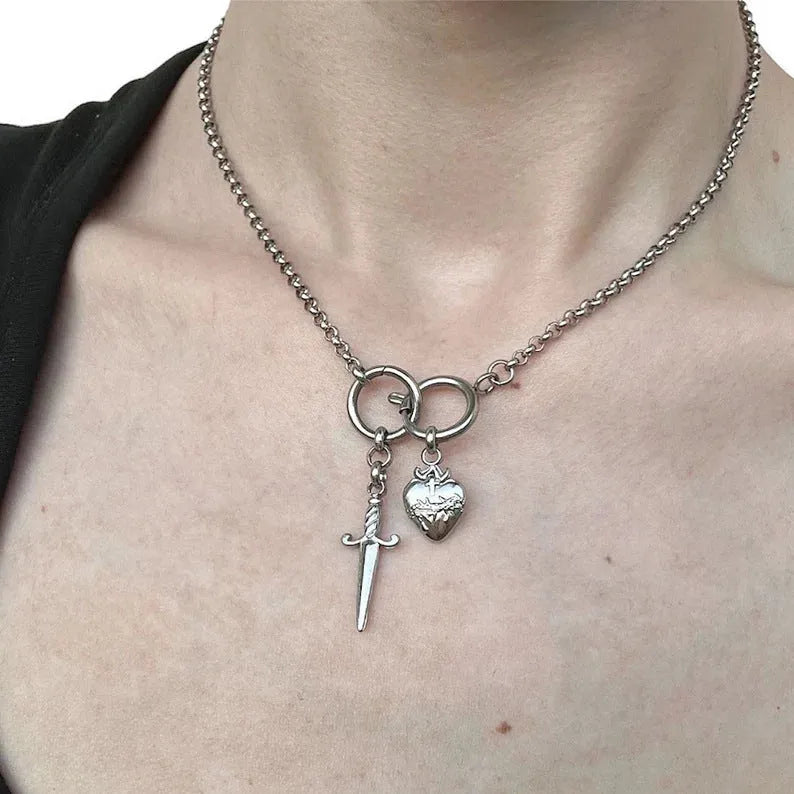 Retro geometric love heart pendant necklace with electroplated zinc alloy finish and snake bones chain