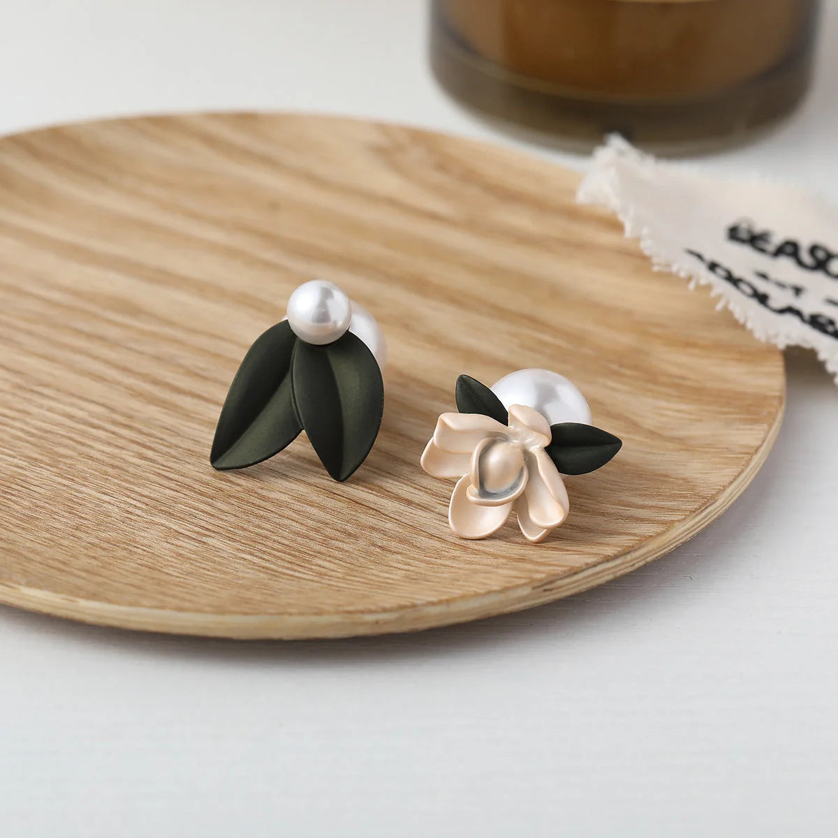 Sterling silver needle Mori style fresh flower stud earrings in various colours