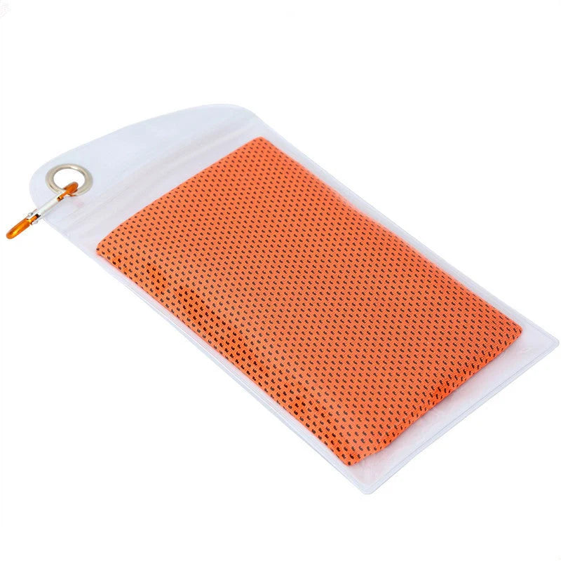 Mountaineering Cooling Towel in various colours, showcasing quick water absorption feature