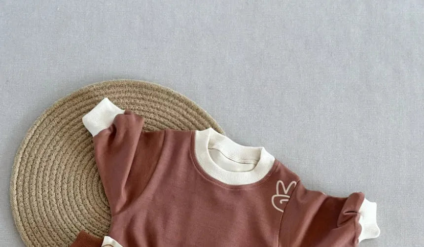 Baby cotton long-sleeved jumpsuit oyster colour neutral style suitable for 0-24 months