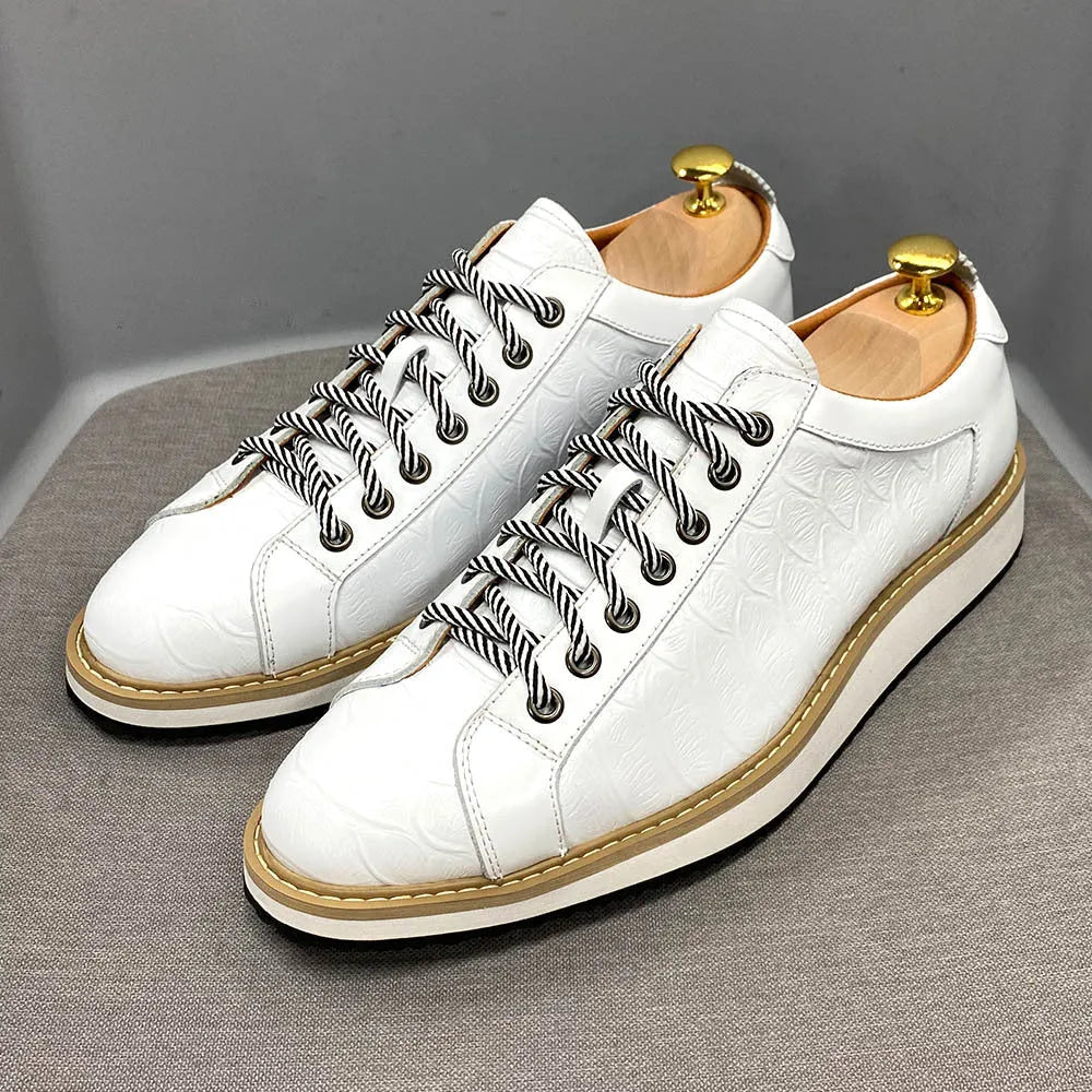 Men's pattern embossed handmade low-tube shoes with front tie closure in four colour options