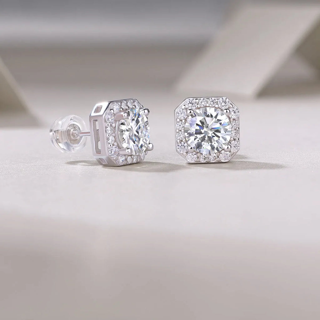 Rose In The Heart earrings set with 1-carat moissanite stud earrings in heart design, S925 silver platinum-plated, gift box packaging
