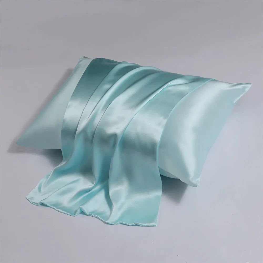 Zipper silk double-sided pillowcase in light champagne colour showing concealed zipper and mulberry silk texture