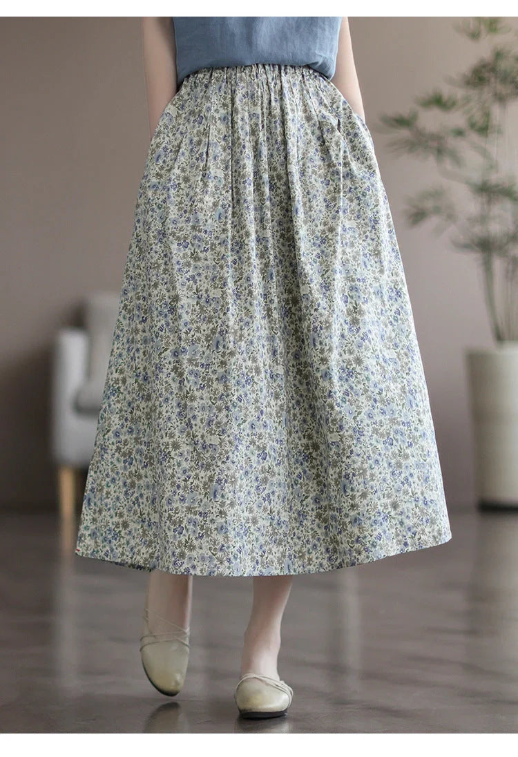 Floral printed cotton skirt in little yellow and blue flowers, urban leisure style