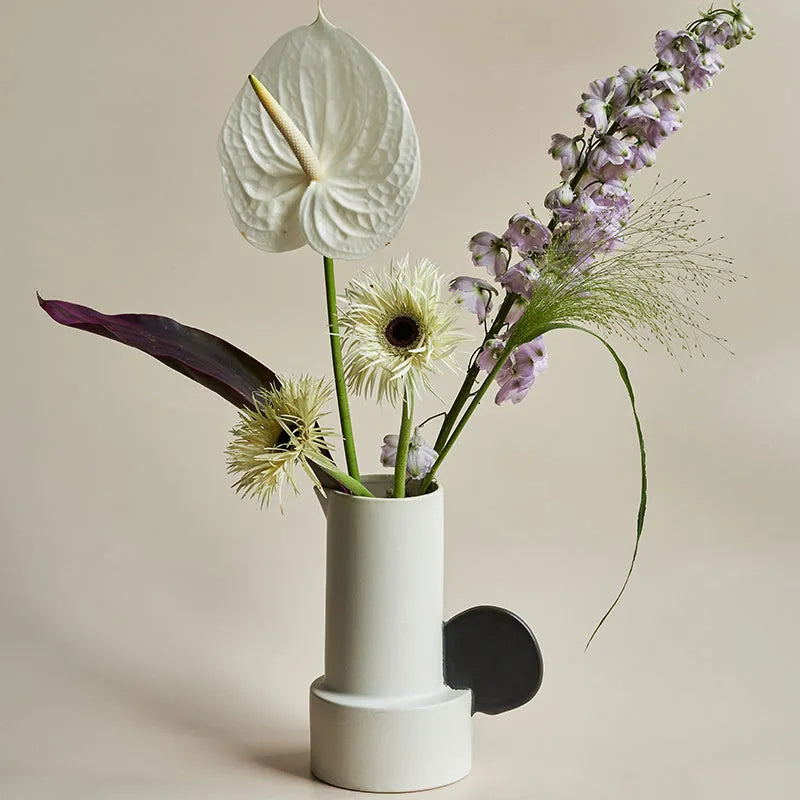 Fashion Simple Home medium ceramic vase misty moon hand-glazed finish 20cm tall on shelf