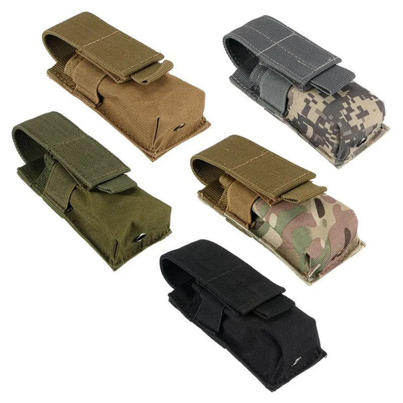 Military MOLLE waist bag for pistol magazines in 600D nylon with elastic cord closure