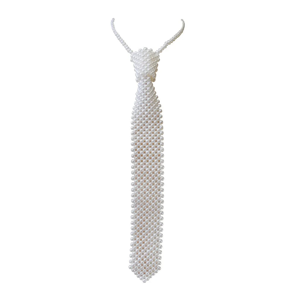 Pearl body chains with adjustable tie closure and hollow out chain design in black colour