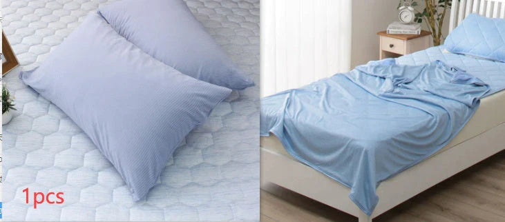 Cooling Summer Blanket made with breathable Japanese cooling fiber technology to keep you comfortable all night