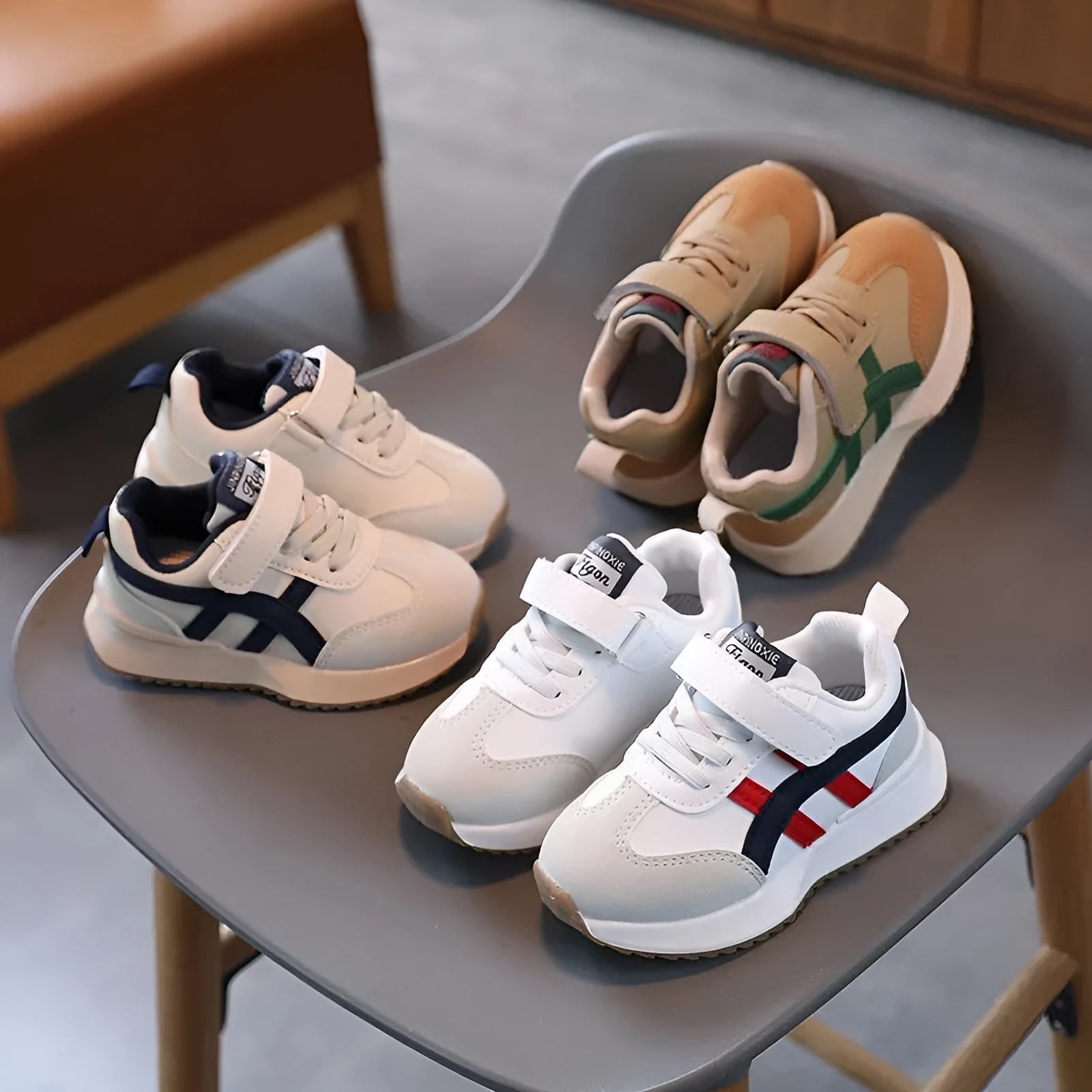 Children's white synthetic leather sneakers with Velcro closure and non-slip rubber soles