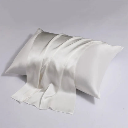 Zipper silk double-sided pillowcase in light champagne colour showing concealed zipper and mulberry silk texture