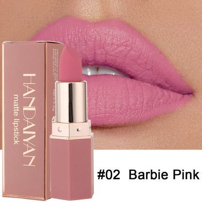 Six colour matte non-stick lipstick with 3.5g formula containing multivitamins and mineral oil