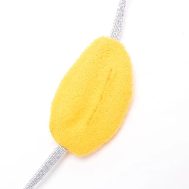 Interactive dog snuffle mat for slow feeding and smell training, made from soft polar fleece fabric