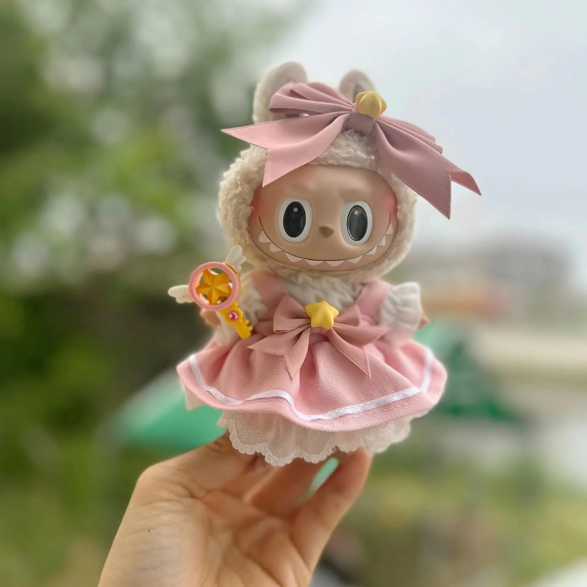 15cm doll clothes pendant in plush fabric, removable and washable, featuring a themed suit design for small dolls