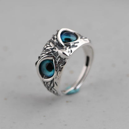 Vintage demon eye owl ring in sterling silver with adjustable opening