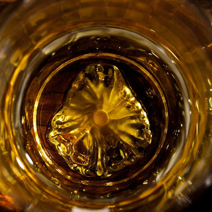 Japanese Mount Whiskey Glass in crystal glass with Mount Fuji design