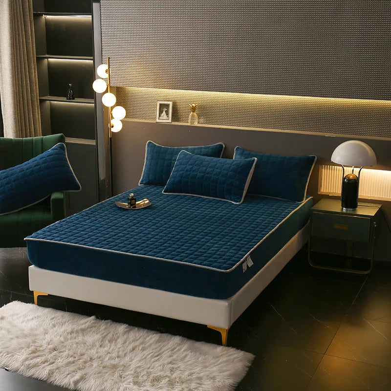 Fleece-lined milk fibre quilted fitted sheet for single bed winter thickened bedspread blue colour