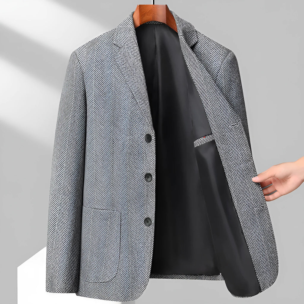 Men's solid colour loose fit wool blend coat for spring and autumn casual wear.