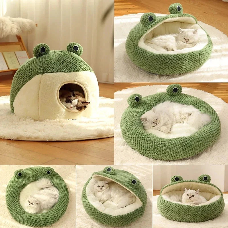 Little Frog Series Warm Plush Mat for small pets under 5KG, featuring a cute cartoon frog design