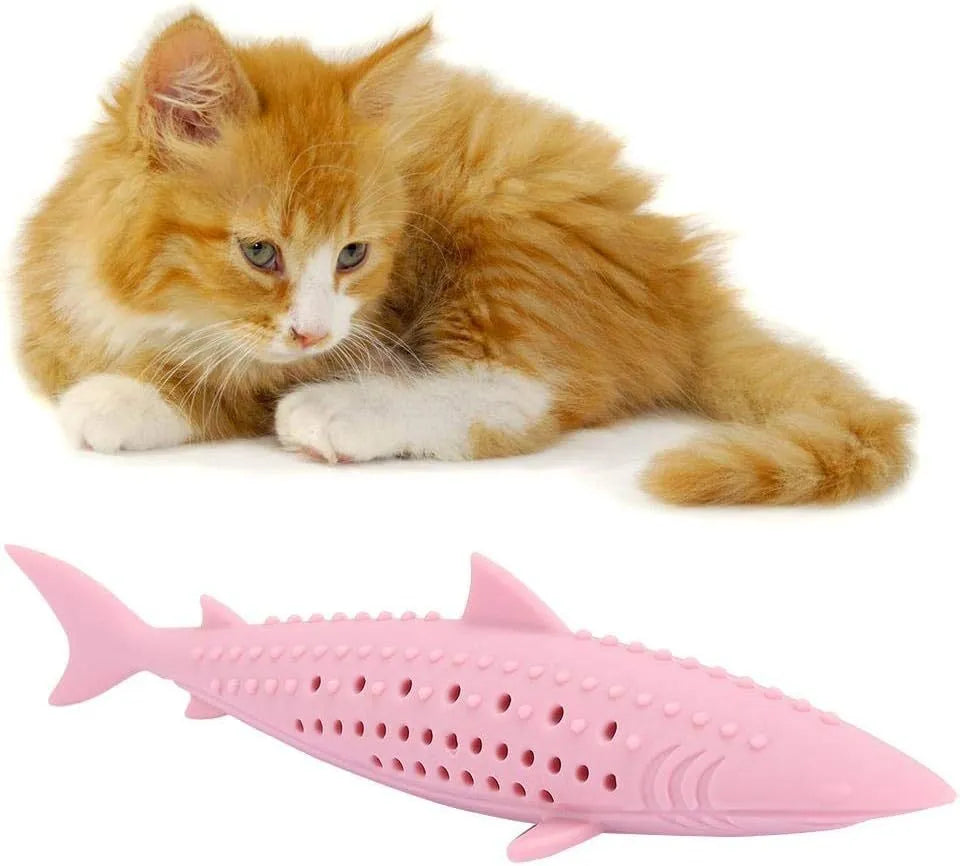 Fish-shaped silicone chew toy for cats with breathable side holes in green colour