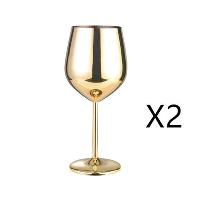 Stainless steel wine glass with golden finish and 520ml capacity