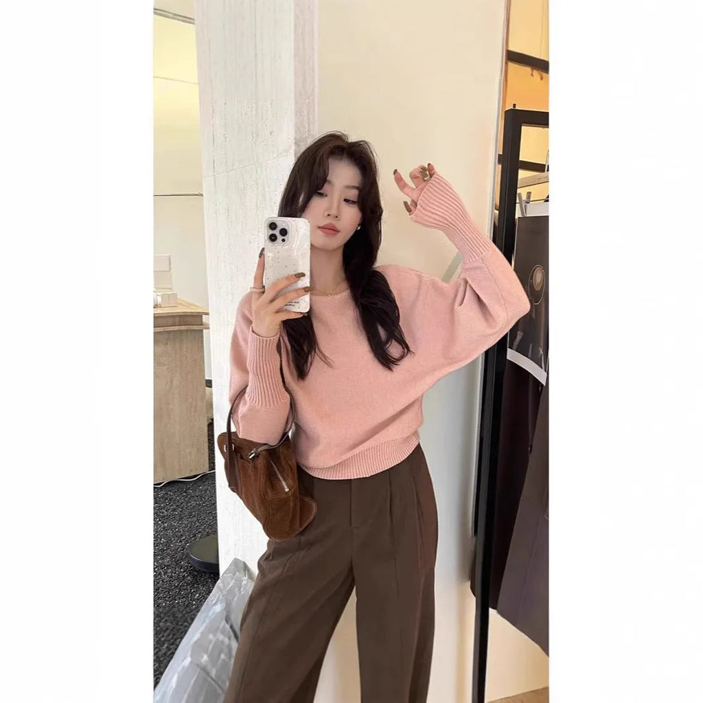Women's viscose pullover blouse in seven colours with long sleeves and free size fit