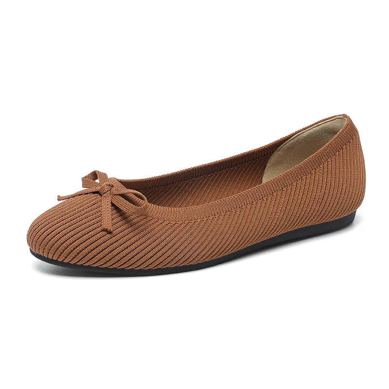 Women's flat pumps with bow decoration in round toe design available in butterfly colours
