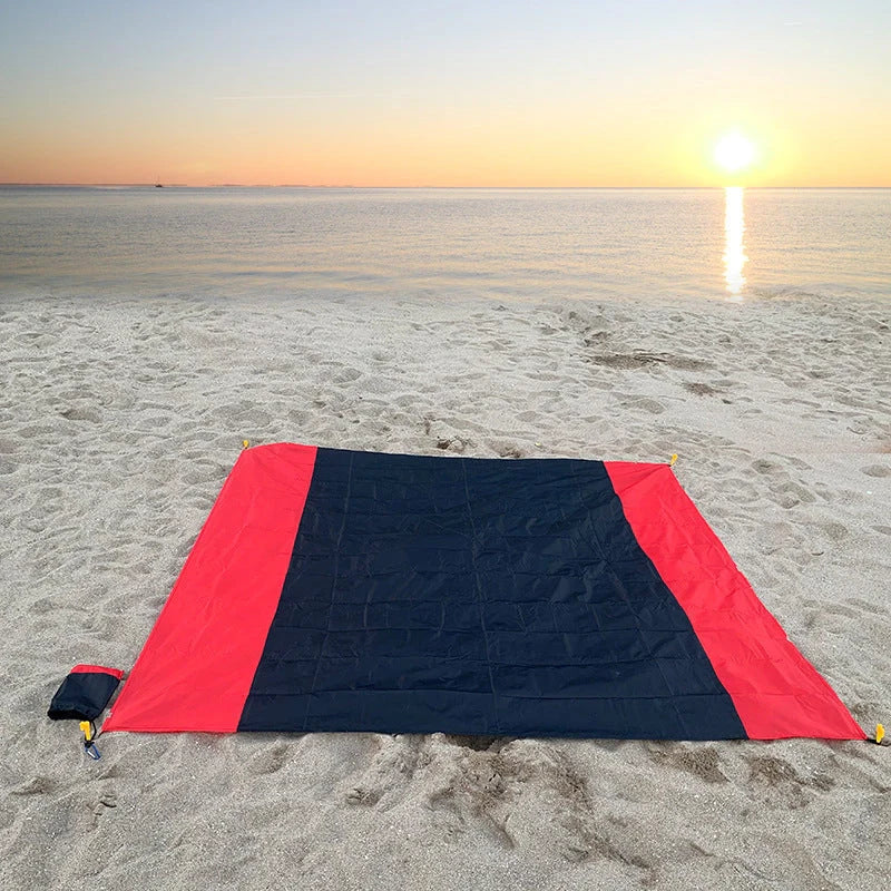 Foldable two-colour waterproof picnic mat for outdoor camping in vibrant colours