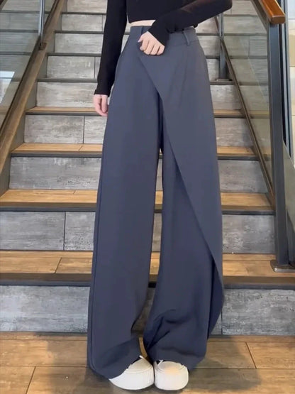 Stylish women's wide-leg trousers in various colours for a flattering fit