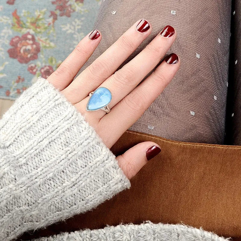 Blue water drop geometric copper ring for women with electroplated A077 White Gold finish