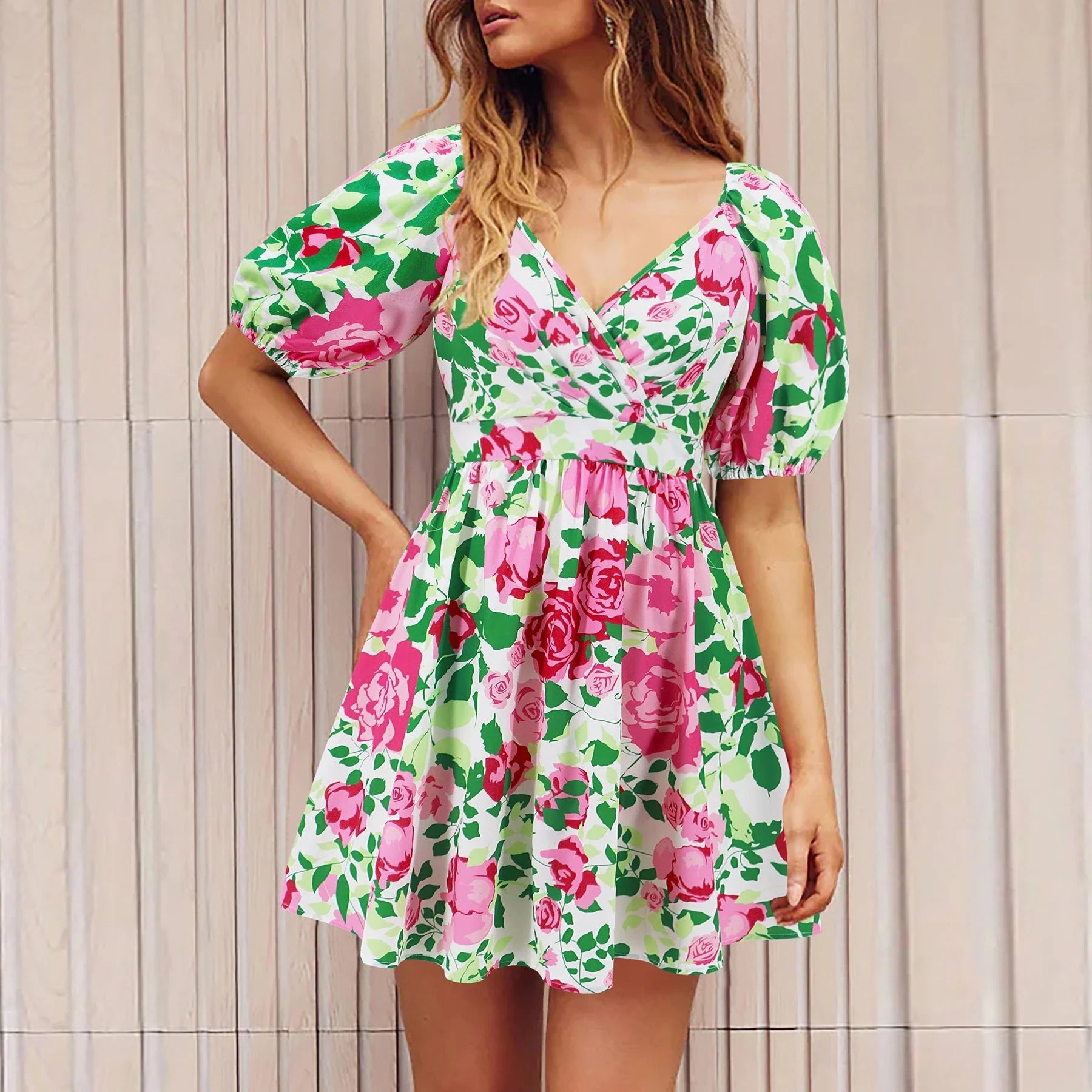 Trendy floral print summer dress with flattering lantern sleeves in vibrant colors