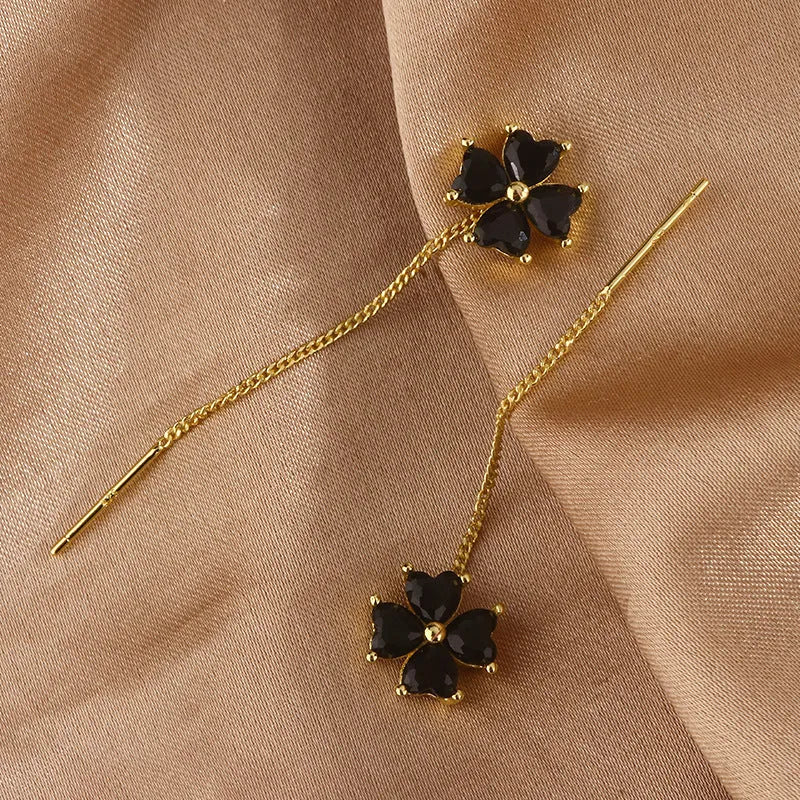 Copper clover leaf hanging earrings for women, A203 style, leaf shape on white background
