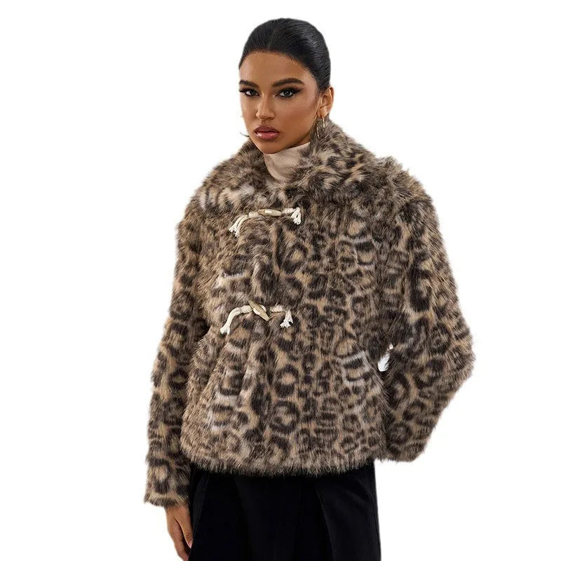 Leopard print women's coat with a buckle lapel and regular sleeves