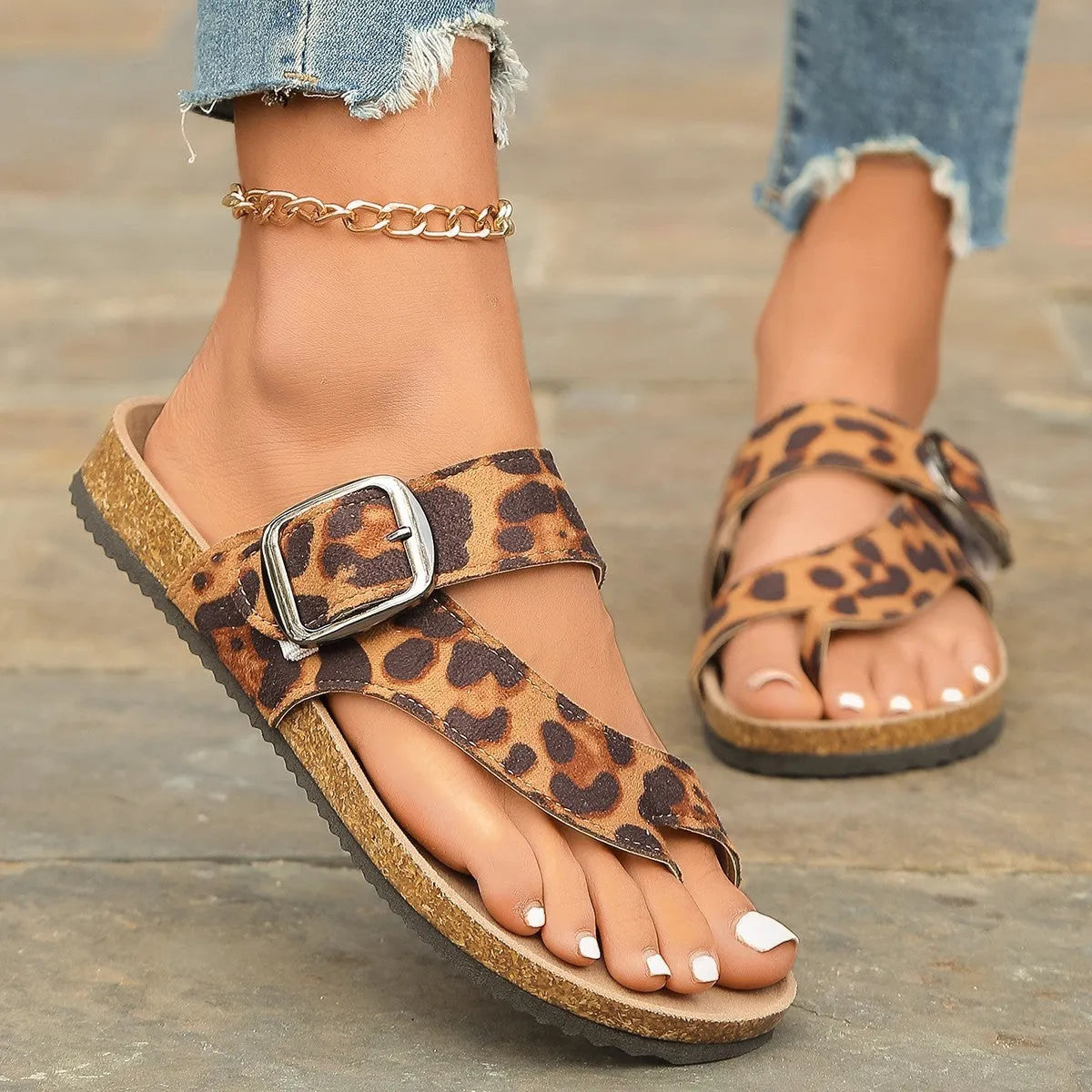 Leopard print Roman style slippers with round toe covering and wooden sole