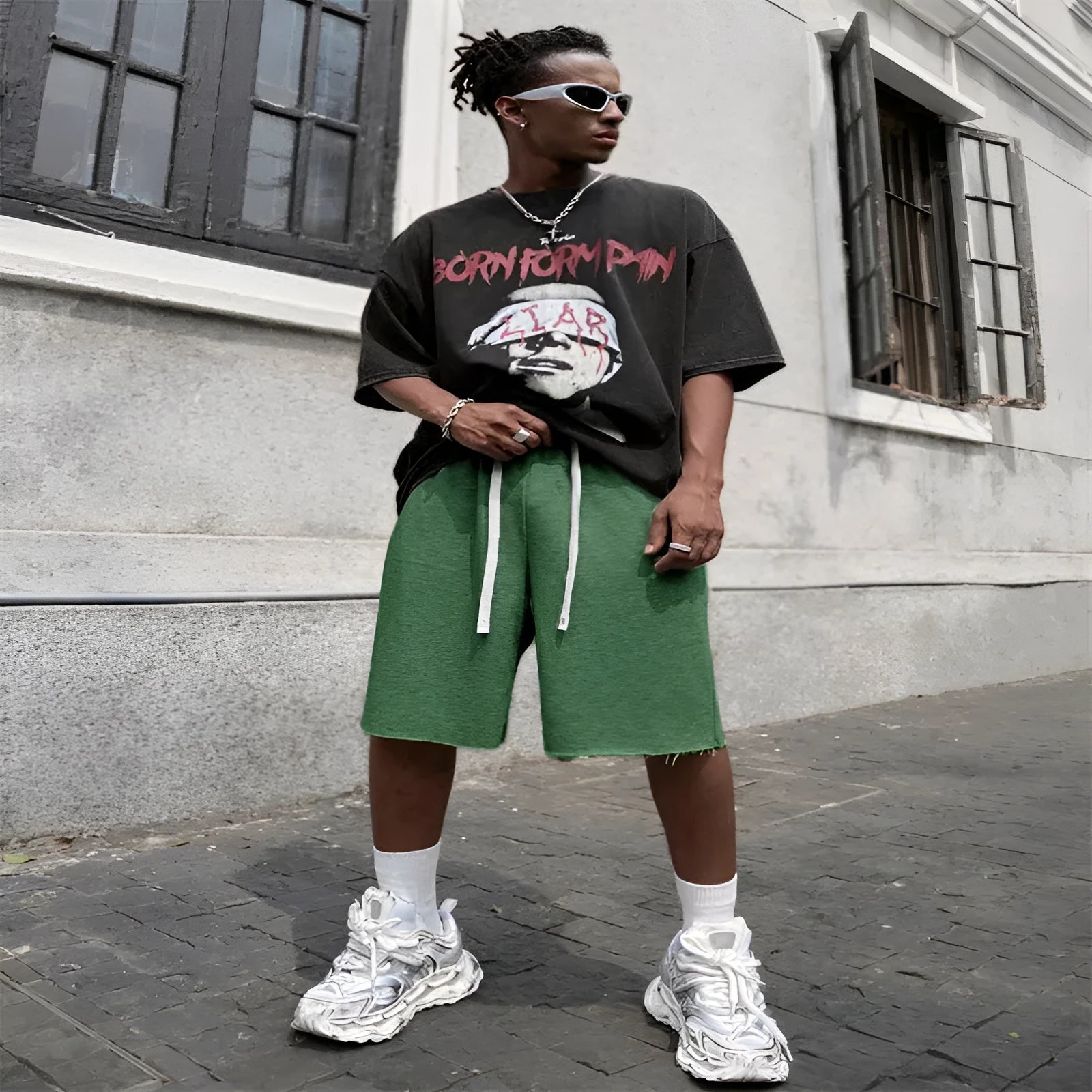 Men's straight-leg medium-long trousers in black, green, or light grey for streetwear and casual sports