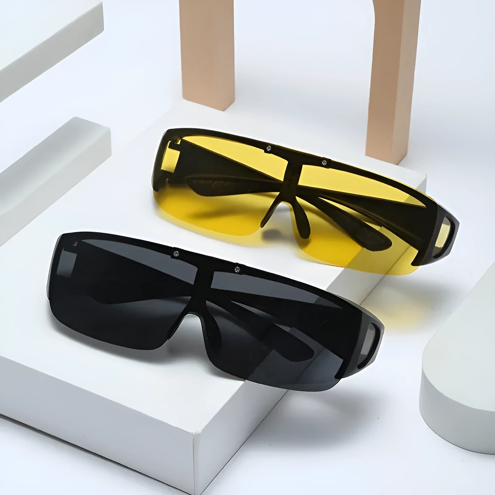 Polarised one-piece myopia sunglasses with multiple lens colour options for outdoor activities