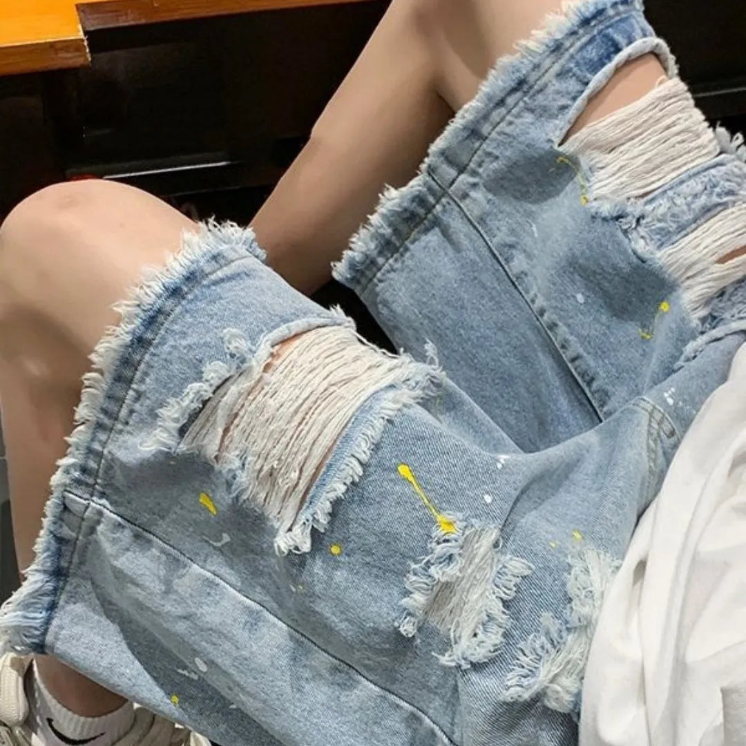 Men's loose fit water washed hole denim shorts in black or light blue, street style summer shorts